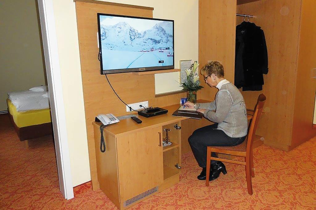 Vitalhotel Am Stadtpark Superior باد هازبرغ المظهر الخارجي الصورة