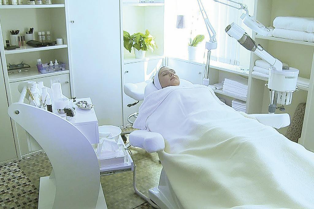 Vitalhotel Am Stadtpark Superior باد هازبرغ المظهر الخارجي الصورة