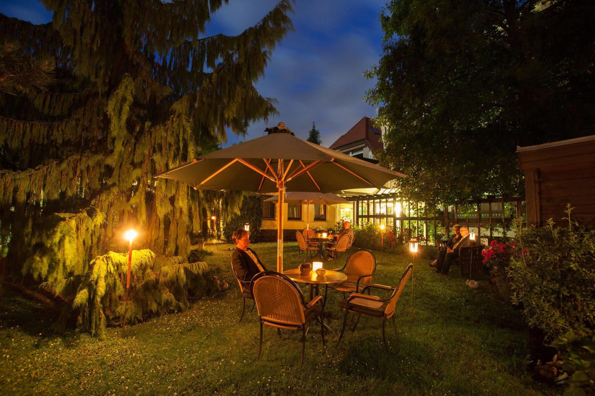 Vitalhotel Am Stadtpark Superior باد هازبرغ المظهر الخارجي الصورة