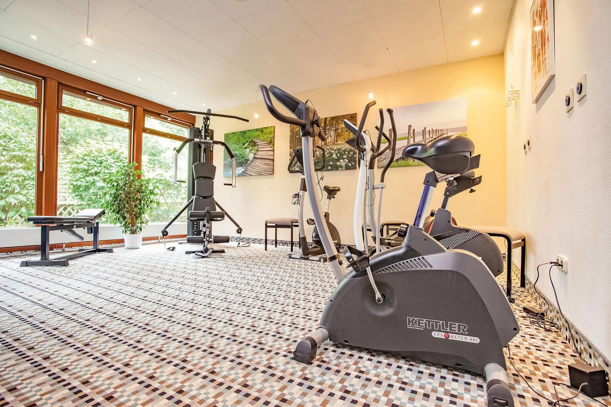 Vitalhotel Am Stadtpark Superior باد هازبرغ المظهر الخارجي الصورة